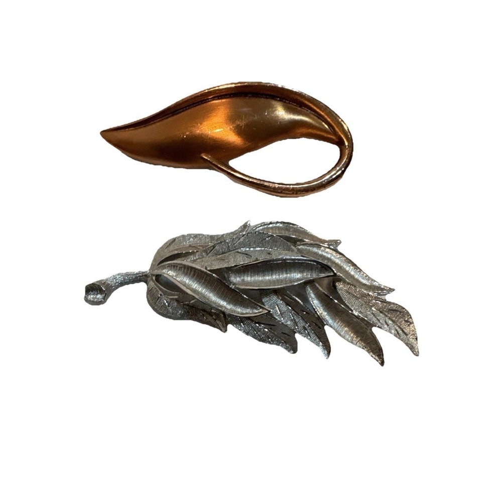 2 VINTAGE MATISSE Copper Enamel Leaf Brooch &‎ Kramer Scarf Hat Brooch Signed
